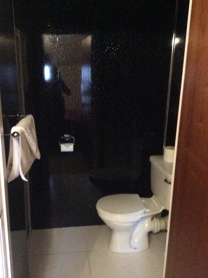 Polochar Inn Pollachara Kamer foto